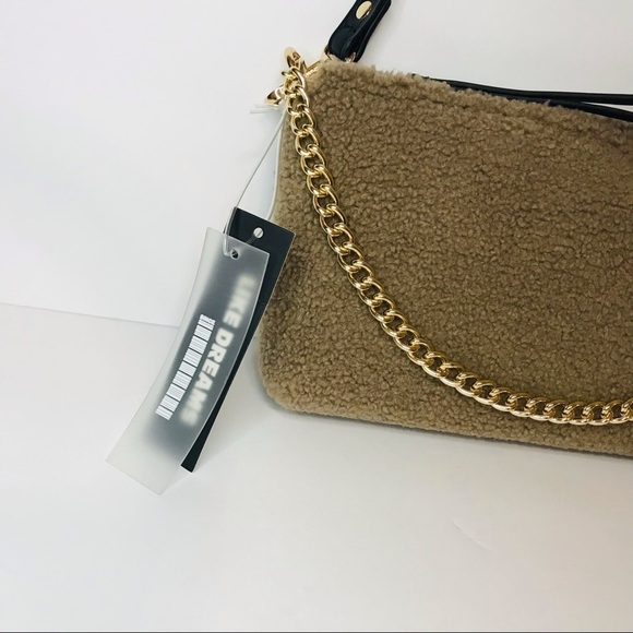 New! Like Dreams Demi Envelope Sherpa Faux Leather Gold Chain Mini Shoulder Bag - Picture 7 of 13